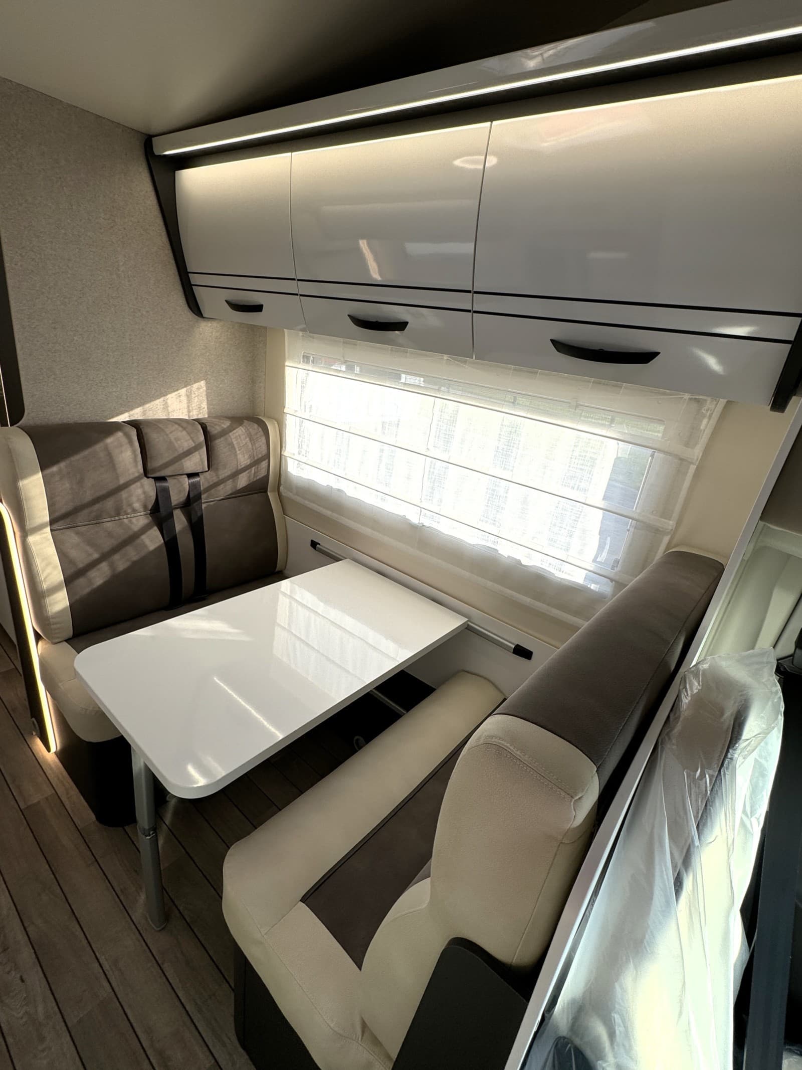 McLouis Glamys 320 2026 Comfort Plus Motorhome Rental Estonia - at Tabasalu alevik · Harju County from 115 € / day - Picture 3