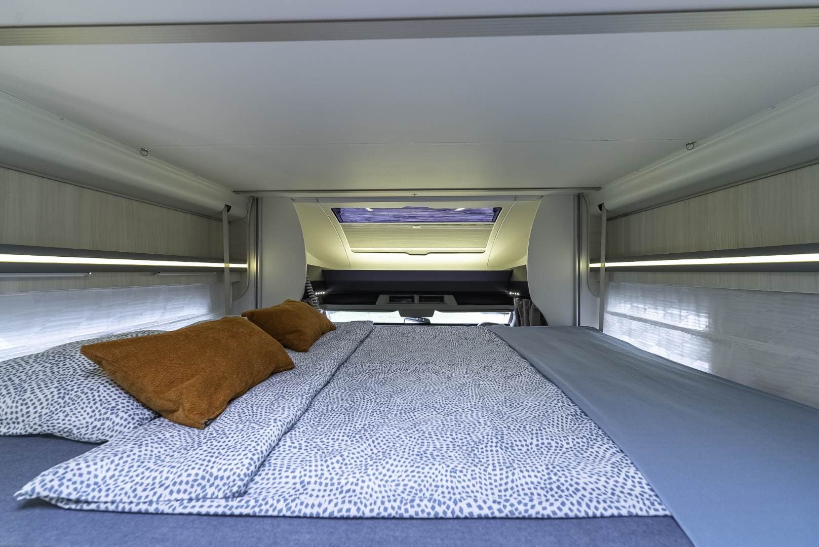 2023 Ford Chausson 720 Titanium Ultimate Motorhome Rental Poland - at Regenwalde · powiat łobeski from €184 / day (800 zł) - Picture 5