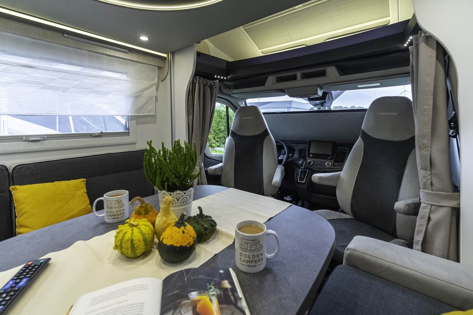 2023 Ford Chausson 720 Titanium Ultimate Motorhome Rental Poland - at Regenwalde · powiat łobeski from €184 / day (800 zł) - Picture 2