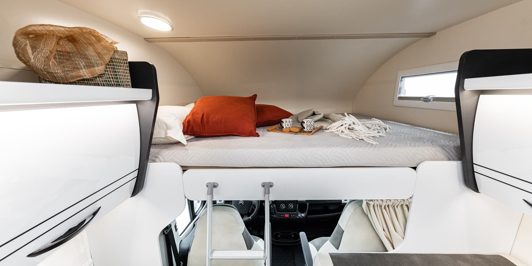 McLouis Glamys 322 2026 Family Bunkbed Motorhome Rental Estonia - at Tabasalu alevik · Harju County from 115 € / day - Picture 5