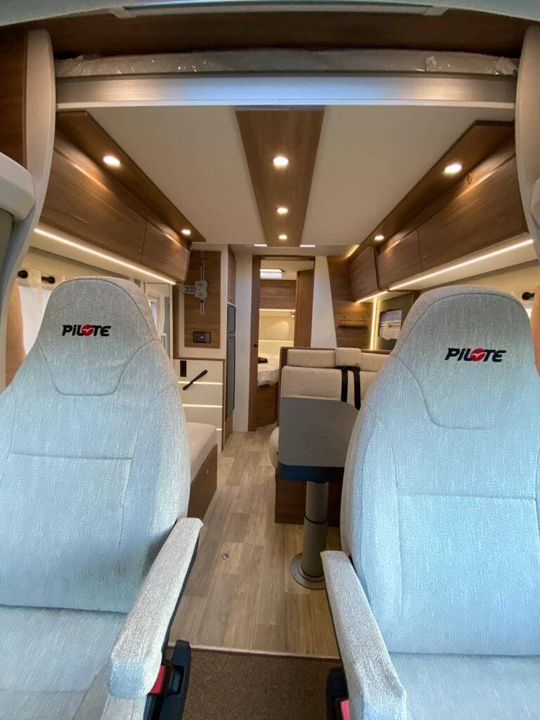 Prestige PILOTE P726 - at Złotokłos · powiat piaseczyński from €136 / day (590 zł) - Picture 5