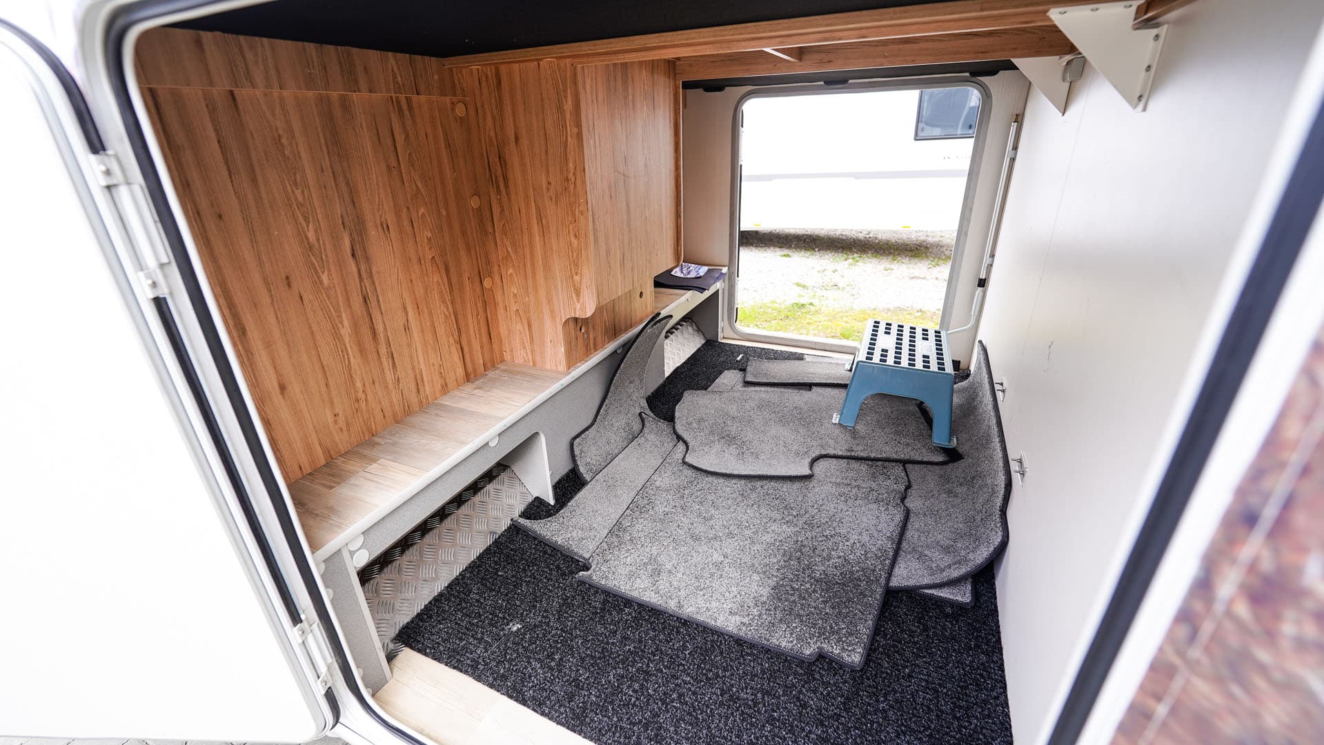 Pilote G740 Premium Integrated Motorhome - at Złotokłos · powiat piaseczyński from €182 / day (790 zł) - Picture 6