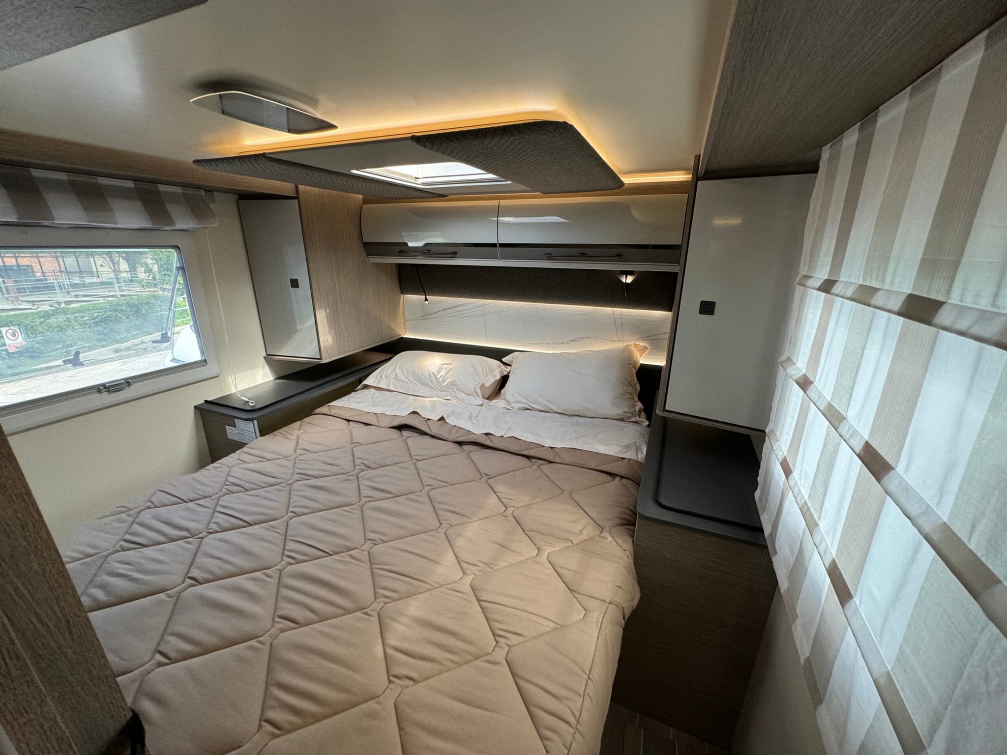 2026 Roller Team Zefiro 266 TL Auto Motorhome Rental Estonia - at Tabasalu alevik · Harju County from 115 € / day - Picture 4