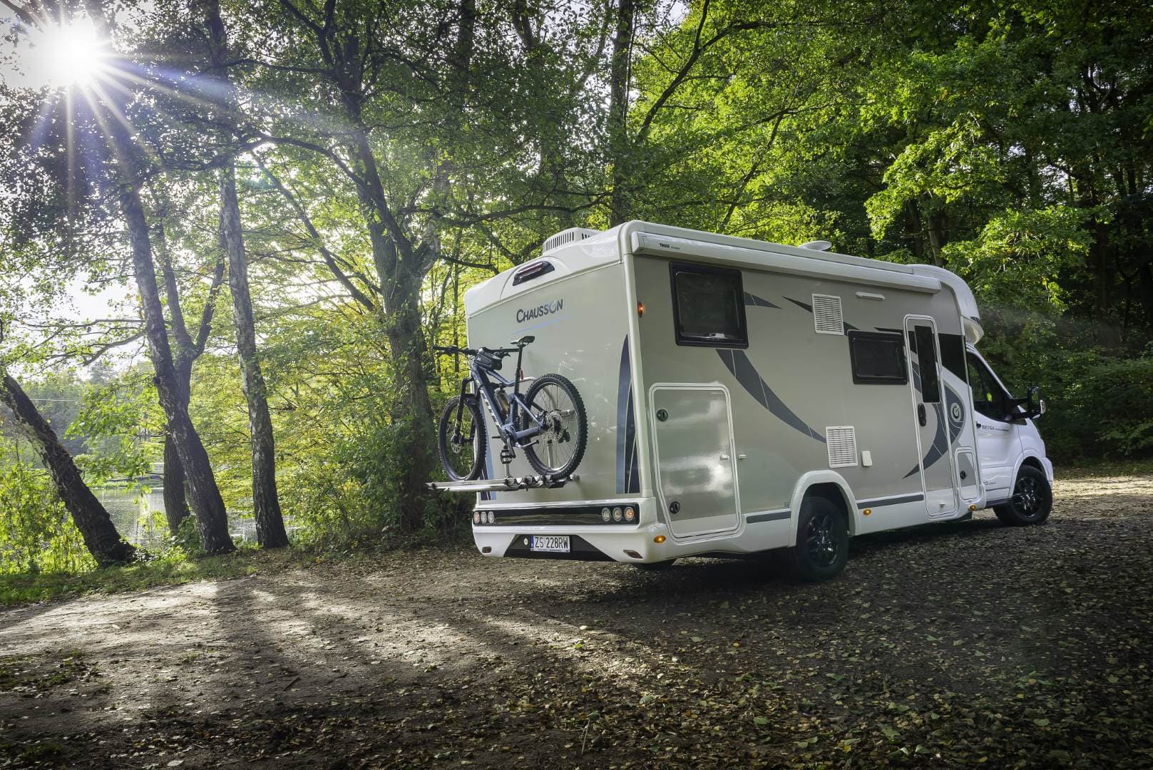 Ford Chausson 627GA Titanium Premium 2022 Rental Poland - at Regenwalde · powiat łobeski from €184 / day (800 zł) - Picture 2