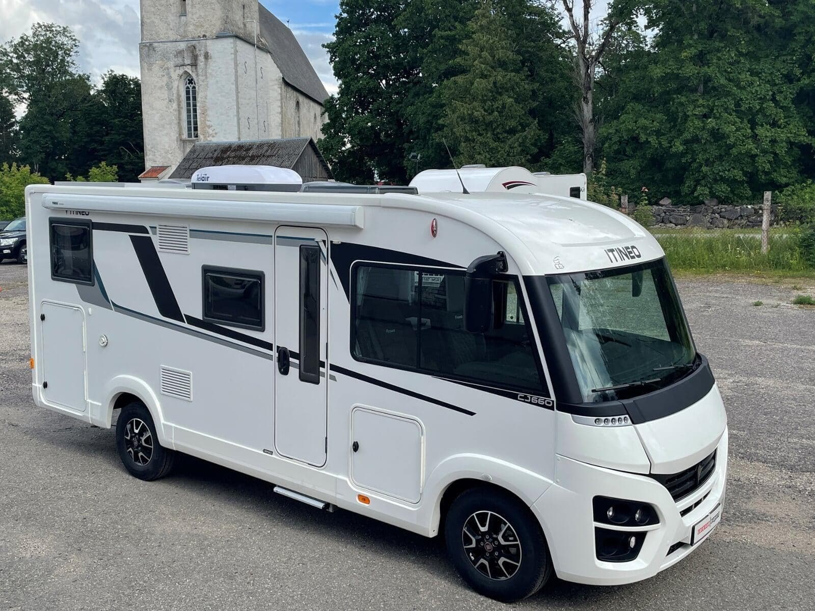 Itineo Nomad CJ660 - at Märjamaa · Märjamaa alev Contact host - Picture 1