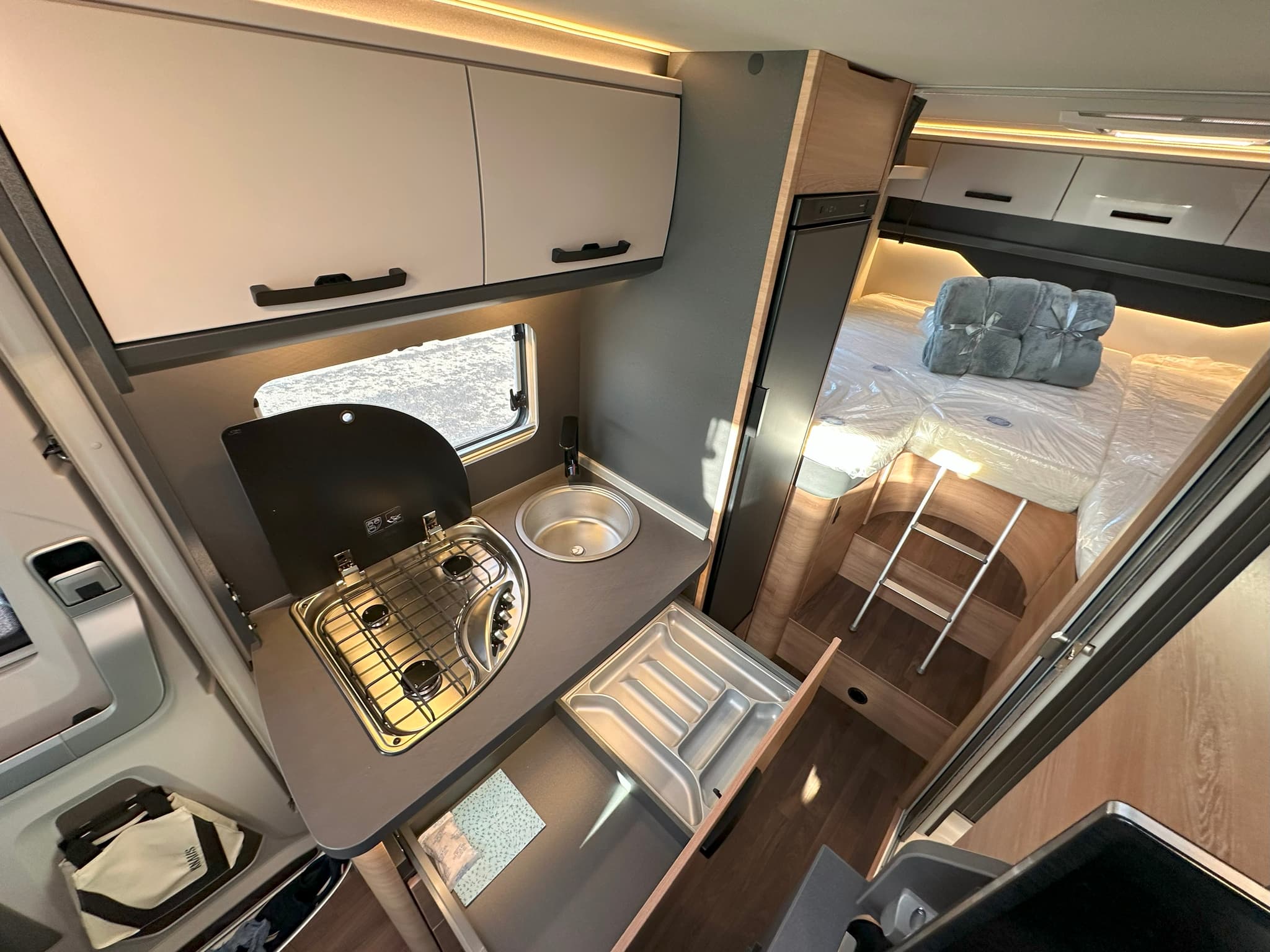 Knaus Live TI 650 MEG Platinium Selection - at Saku Parish · Jälgimäe küla from 150 € / day - Picture 3