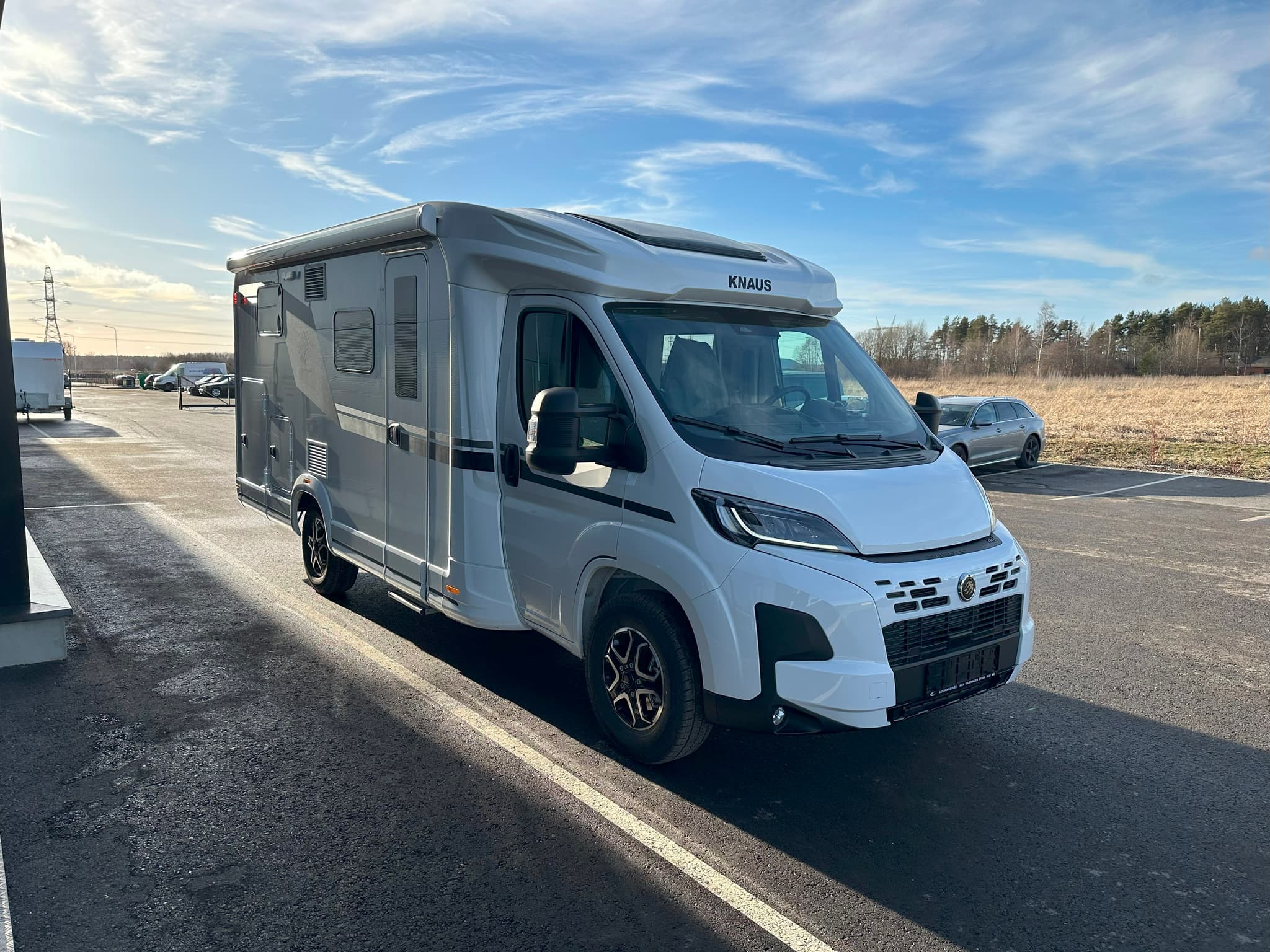 Knaus Live TI 650 MEG Platinium Selection - at Saku Parish · Jälgimäe küla from 150 € / day - Picture 1